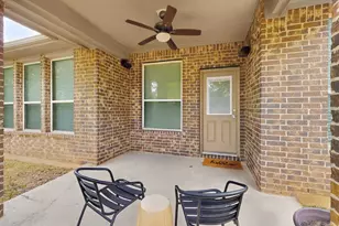 741 Redding Dr, Saginaw, TX 76131 - Photo 38