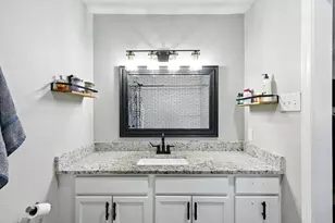 1002 Kingston Dr, Lewisville, TX 75067 - Photo 12