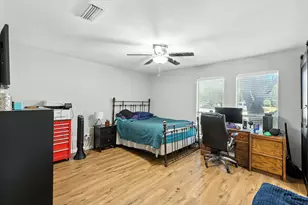 1002 Kingston Dr, Lewisville, TX 75067 - Photo 8