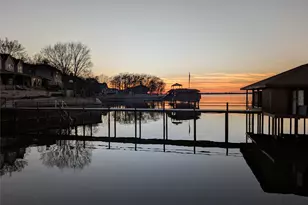 115 Hilton Head Island Dr, Mabank, TX 75156 - Photo 12