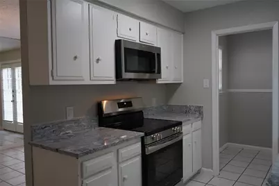 2443 N Graham Drive, Arlington, TX 76013 - Photo 4