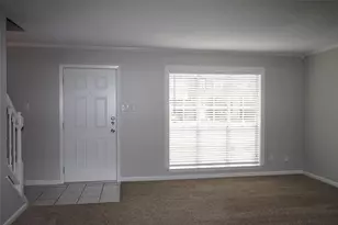 2443 N Graham Dr, Arlington, TX 76013 - Photo 2