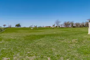 760 Alysa Ln, Waxahachie, TX 75167 - Photo 32