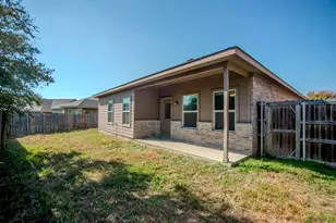 2049 Meadow View Dr, Princeton, TX 75407 - Photo 6