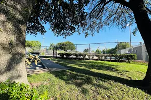 9823 Walnut St, Dallas, TX 75243 - Photo 8