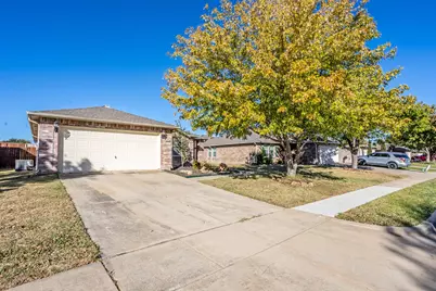 2624 Rockport Lane, Little Elm, TX 75068 - Photo 2