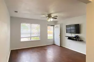 1502 N Pikeview Terrace, Arlington, TX 76011 - Photo 4