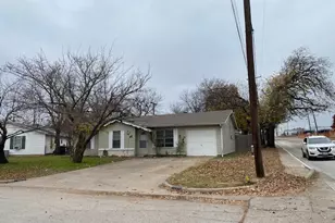 1502 N Pikeview Terrace, Arlington, TX 76011 - Photo 1