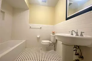 7406 Walling Ln, Dallas, TX 75231 - Photo 10