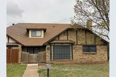 7419 Lemonwood Lane, Fort Worth, TX 76133 - Photo 2