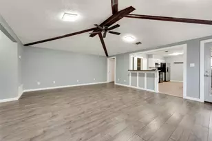 2203 Placid Dr, Carrollton, TX 75007 - Photo 10