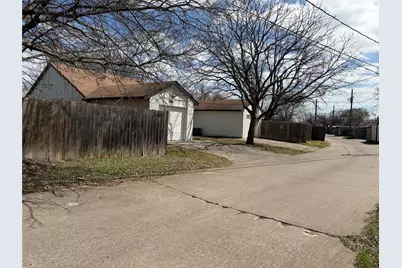 3040, 3042 Navarro Lane, Grand Prairie, TX 75052 - Photo 18