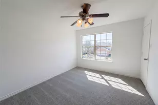 1200 Boxwood Dr, Crowley, TX 76036 - Photo 4