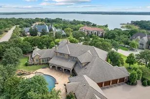 1908 Point De Vue Dr, Flower Mound, TX 75022 - Photo 2