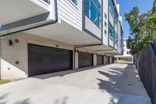 521 Melba St, Dallas, TX 75208 - Photo 2