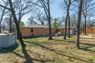 604 Oakwood Ave, Hurst, TX 76053 - Photo 20