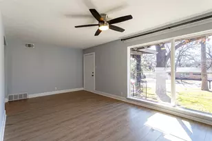 604 Oakwood Ave, Hurst, TX 76053 - Photo 6