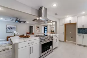 7709 El Pensador Dr, Dallas, TX 75248 - Photo 10