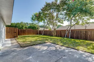 7709 El Pensador Dr, Dallas, TX 75248 - Photo 24