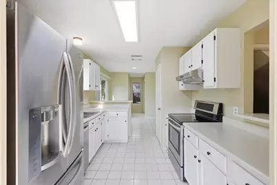 800 Wyndham Place, Arlington, TX 76017 - Photo 12