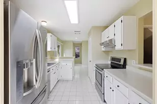 800 Wyndham Pl, Arlington, TX 76017 - Photo 12