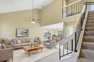 800 Wyndham Pl, Arlington, TX 76017 - Photo 4