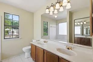800 Wyndham Pl, Arlington, TX 76017 - Photo 24