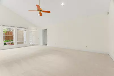 2019 Whippoorwill Lane, Carrollton, TX 75006 - Photo 4