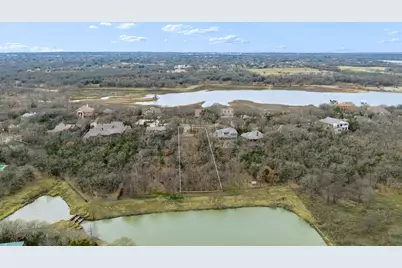 2936 Peninsula Drive, Grapevine, TX 76051 - Photo 1