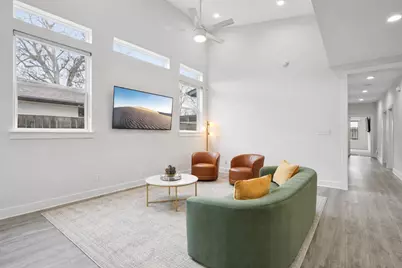 4415 Jamaica Street, Dallas, TX 75210 - Photo 2