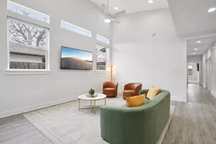 4415 Jamaica St, Dallas, TX 75210 - Photo 8