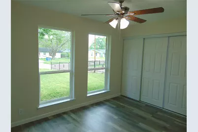 9912 Bluffcreek Drive, Dallas, TX 75227 - Photo 6