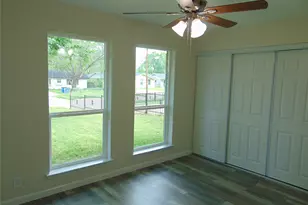 9912 Bluffcreek Dr, Dallas, TX 75227 - Photo 6