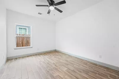 4801 Shackleford Street, Fort Worth, TX 76119 - Photo 10