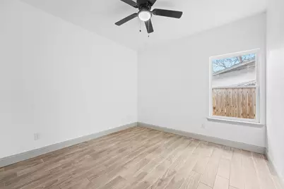 4801 Shackleford Street, Fort Worth, TX 76119 - Photo 6