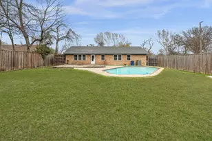 3213 Pecan Ln, Garland, TX 75041 - Photo 30