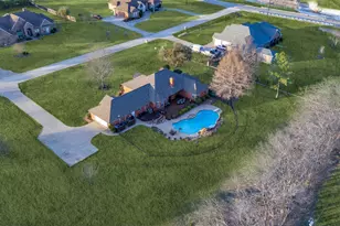 10461 Bradley Cir, Forney, TX 75126 - Photo 2