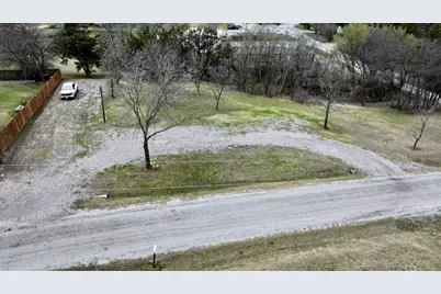 197 Quail Creek Circle, Pottsboro, TX 75076 - Photo 12