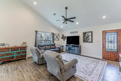 145 Hcr 2131, Aquilla, TX 76692 - Photo 2