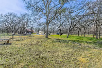 145 Hcr 2131, Aquilla, TX 76692 - Photo 10