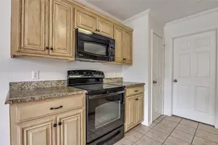 14 Enchanted Ct, Mansfield, TX 76063 - Photo 8