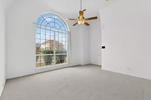 875 San Jacinto Dr, Grand Prairie, TX 75052 - Photo 16