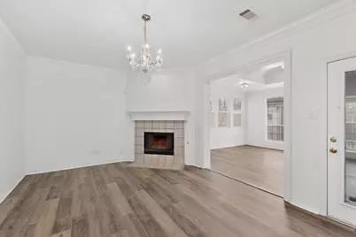 875 San Jacinto Drive, Grand Prairie, TX 75052 - Photo 8