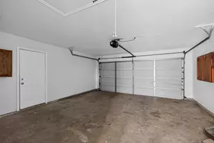 875 San Jacinto Dr, Grand Prairie, TX 75052 - Photo 30