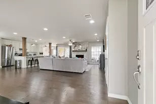 214 Center St, Whitesboro, TX 76273 - Photo 6