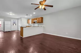 1602 W Elm St, Denison, TX 75020 - Photo 10