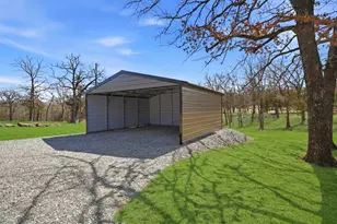 230 Frosty Holw Rd, Denison, TX 75021 - Photo 4