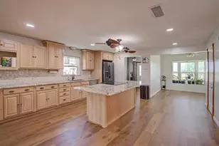 3559 Springfield Rd, Springtown, TX 76082 - Photo 8