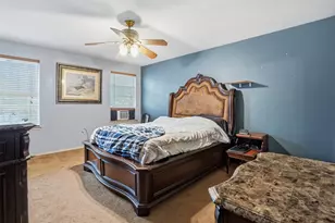 211 Jacinth Ln, Granbury, TX 76049 - Photo 18