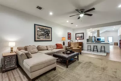 711 Hollywood Avenue, Dallas, TX 75208 - Photo 12